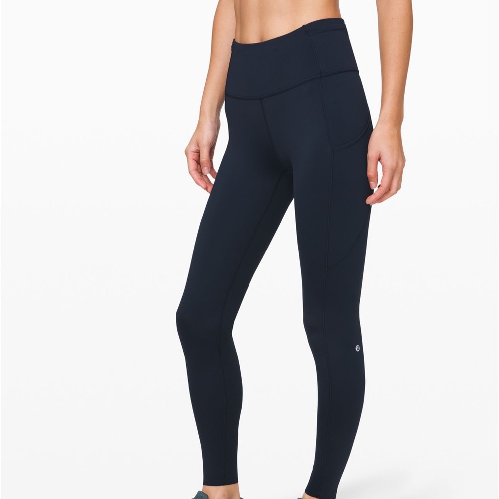 Black Fast and Free High-Rise Tight 28”